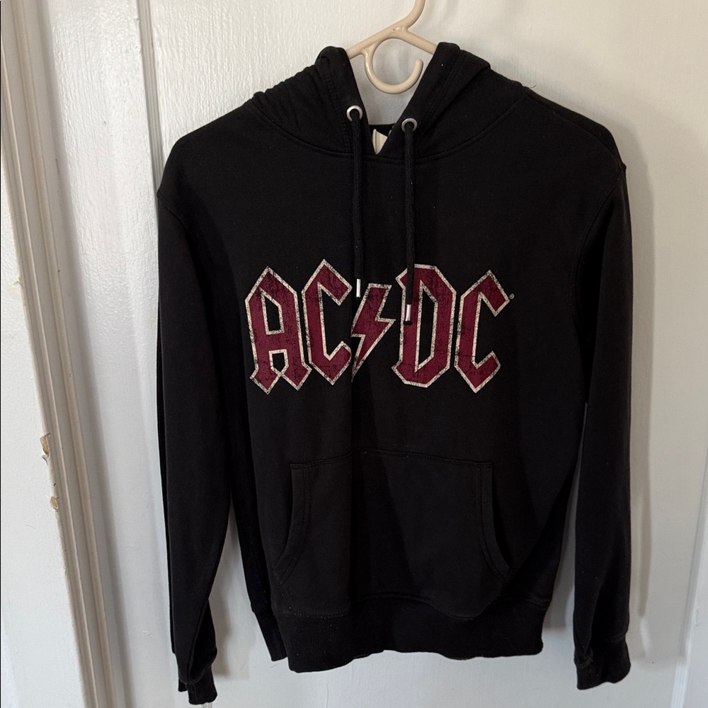 AC/DC Black Hoodie with Maroon Logo back in black world tour 1980/81